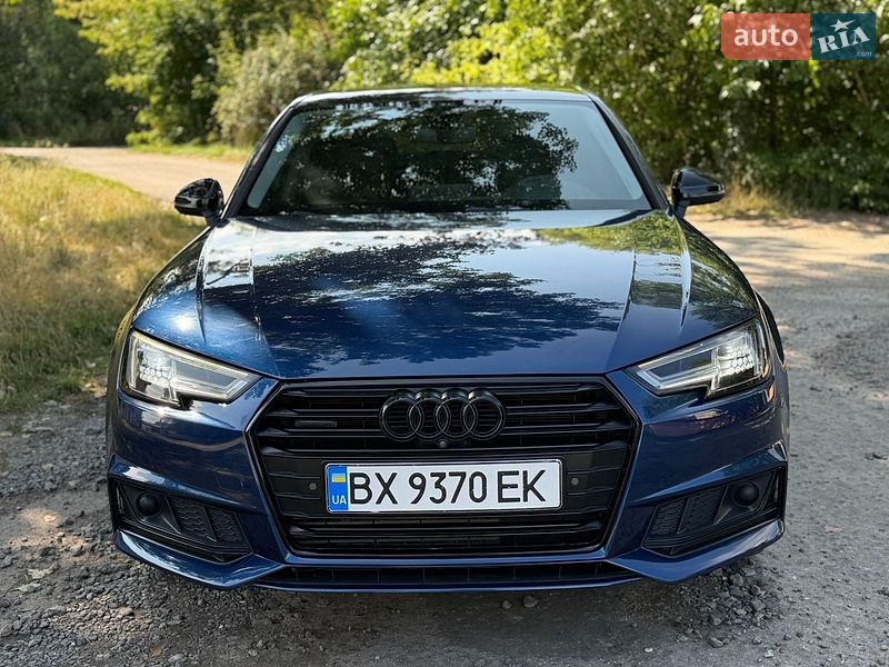 Седан Audi A4 2017 в Хмельницком
