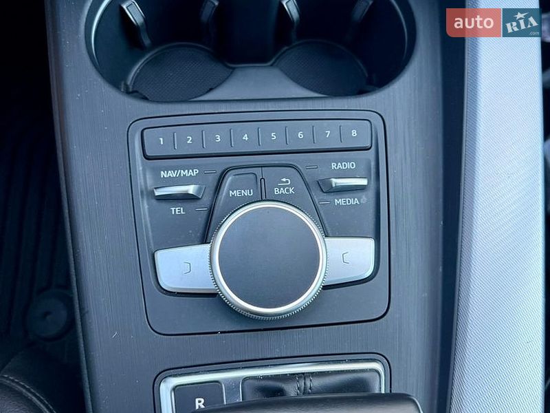 Седан Audi A4 2017 в Харькове