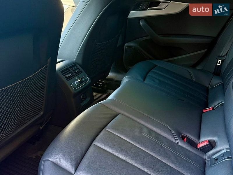 Седан Audi A4 2017 в Харькове