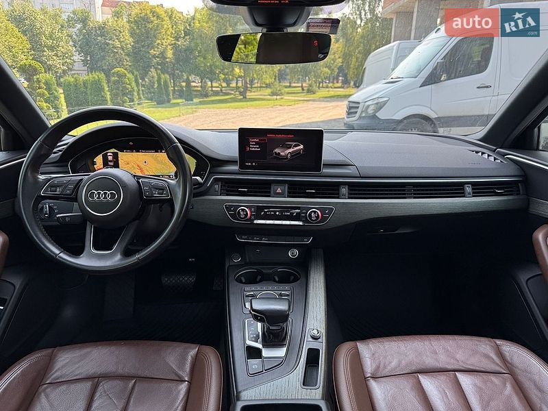 Седан Audi A4 2018 в Хмельницком