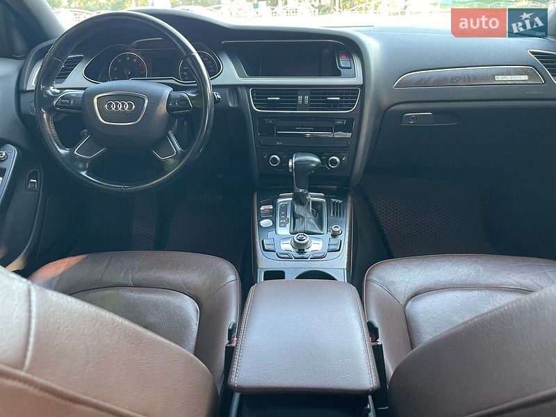 Седан Audi A4 2013 в Харкові