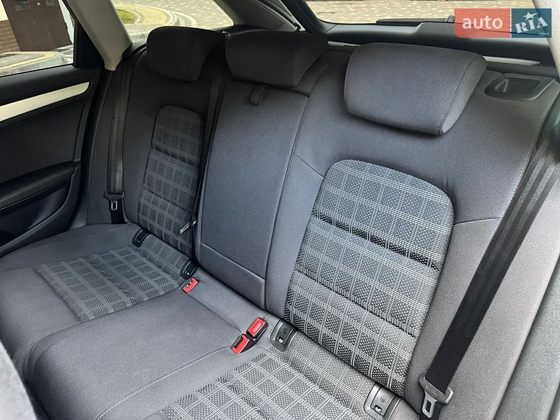 Универсал Audi A4 2014 в Дрогобыче