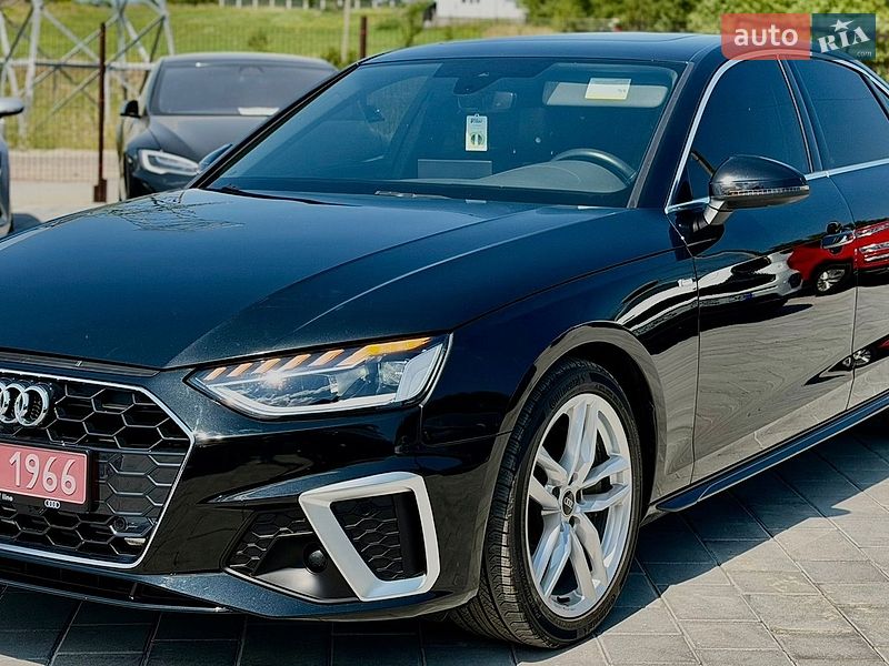 Седан Audi A4 2022 в Трускавце