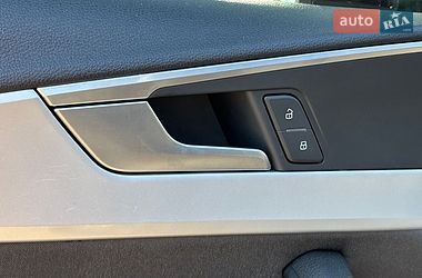 Универсал Audi A4 2017 в Киеве