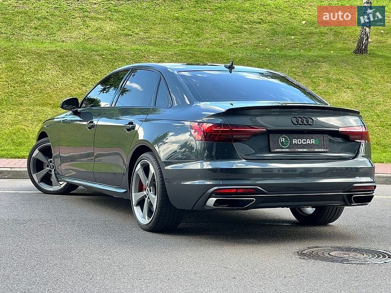 Седан Audi A4 2019 в Киеве