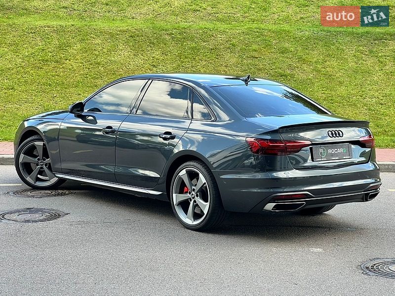 Седан Audi A4 2019 в Киеве