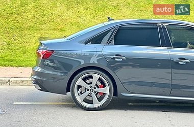 Седан Audi A4 2019 в Киеве