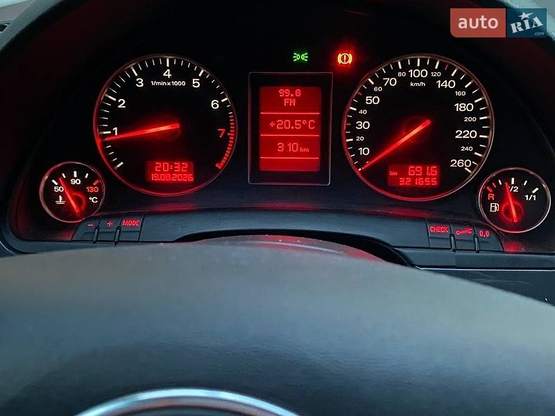 Седан Audi A4 2004 в Івано-Франківську