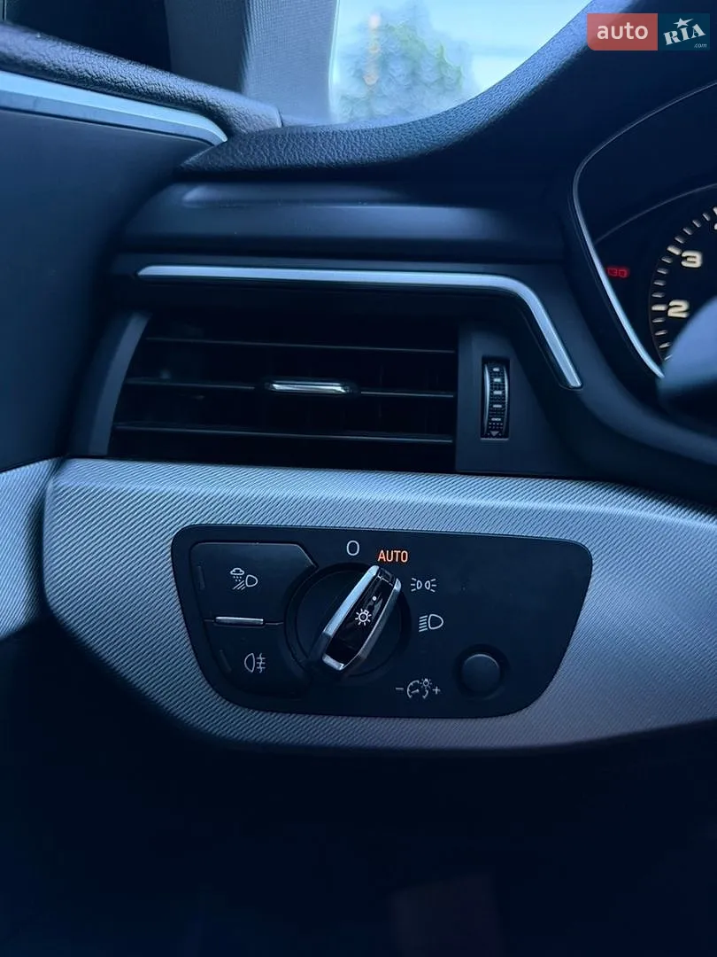 2015 Audi A4 - мініатюра 28