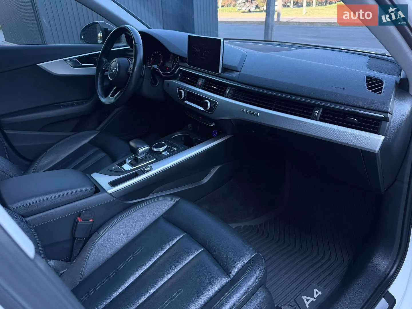2015 Audi A4 - мініатюра 30