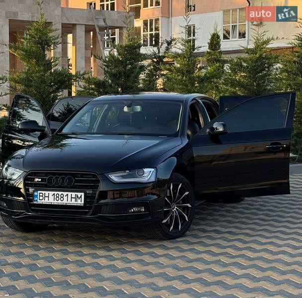 Седан Audi A4 2015 в Одессе