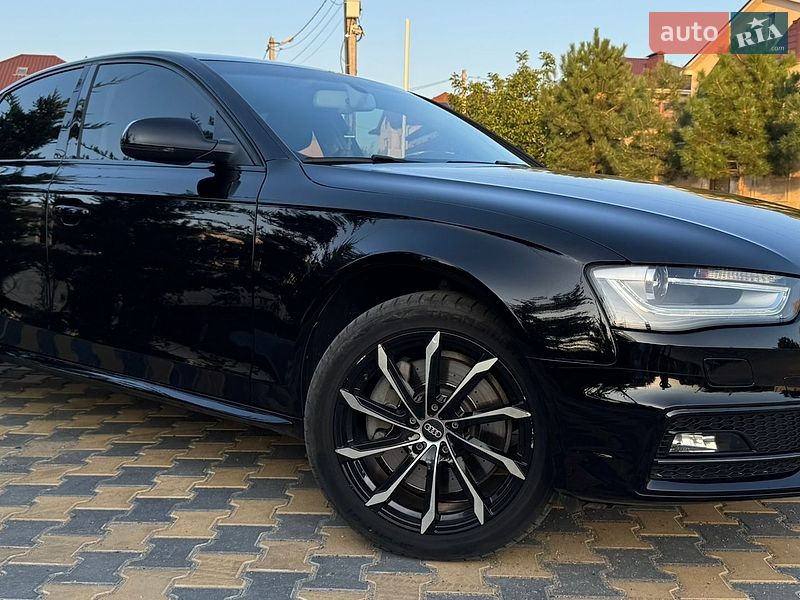 Седан Audi A4 2015 в Одессе
