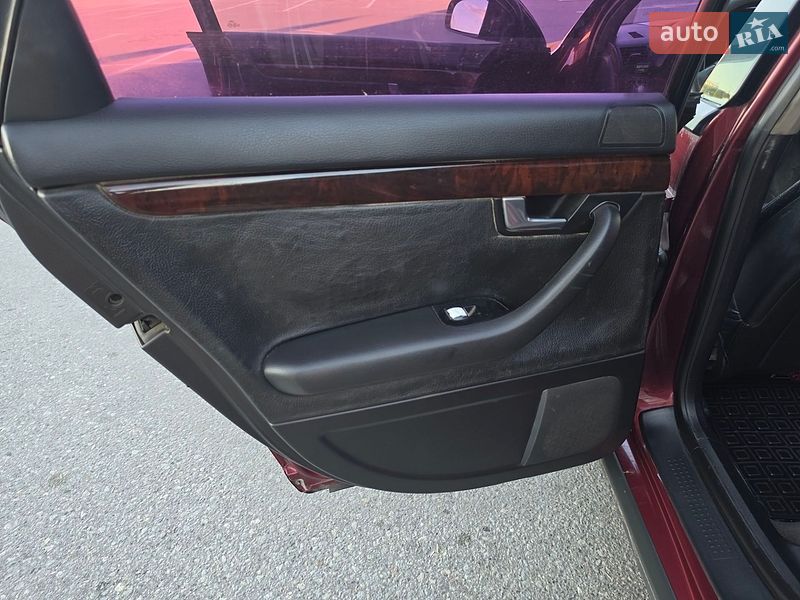 Седан Audi A4 2001 в Тернополі