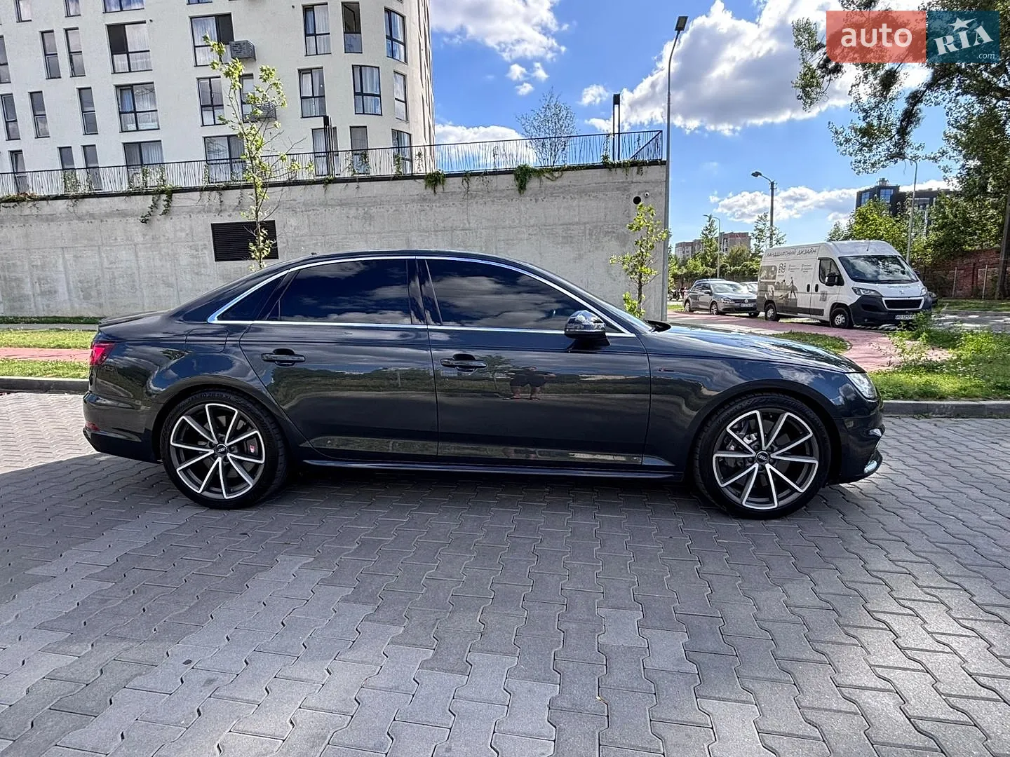 2017 Audi A4 - мініатюра 4