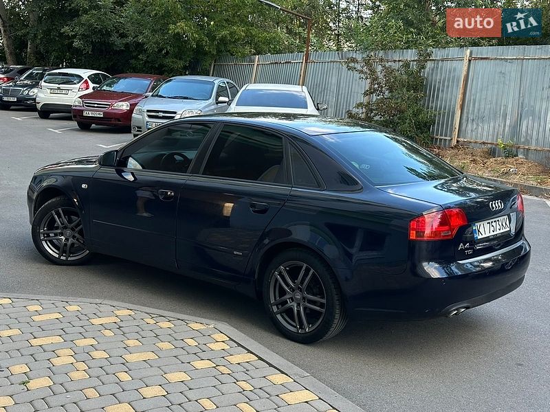 Седан Audi A4 2006 в Вишневом