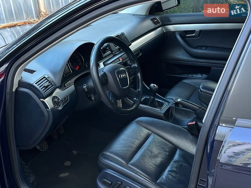Седан Audi A4 2006 в Вишневом