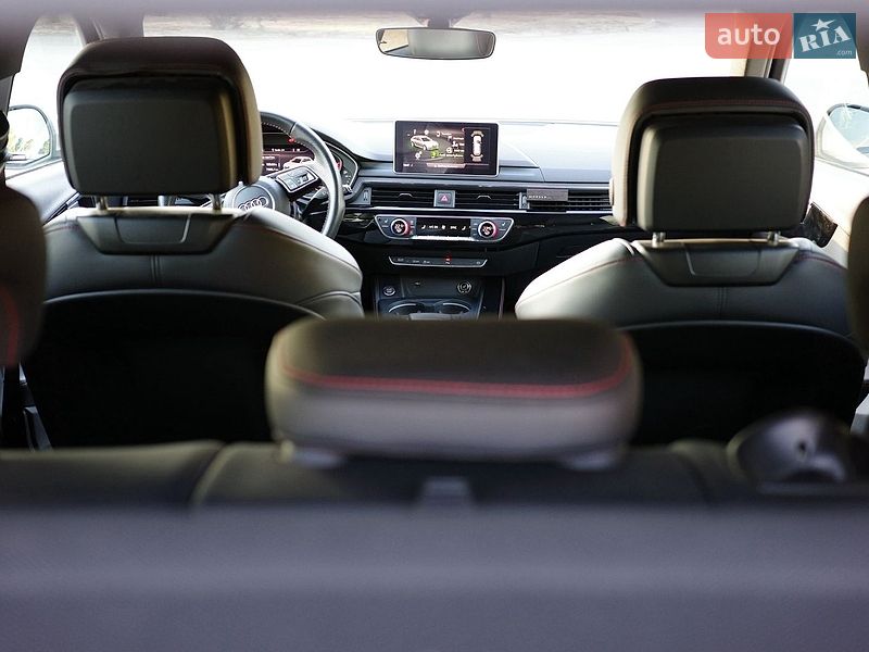 Універсал Audi A4 2018 в Горішніх Плавнях