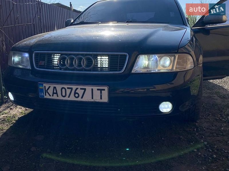 Седан Audi A4 1998 в Борисполе