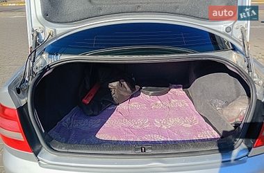 Седан Audi A4 2000 в Ірпені