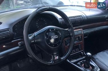 Седан Audi A4 1994 в Богданівці