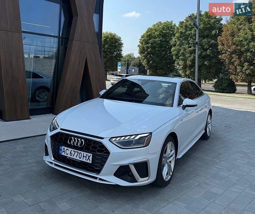 2020 Audi A4 - фото 1