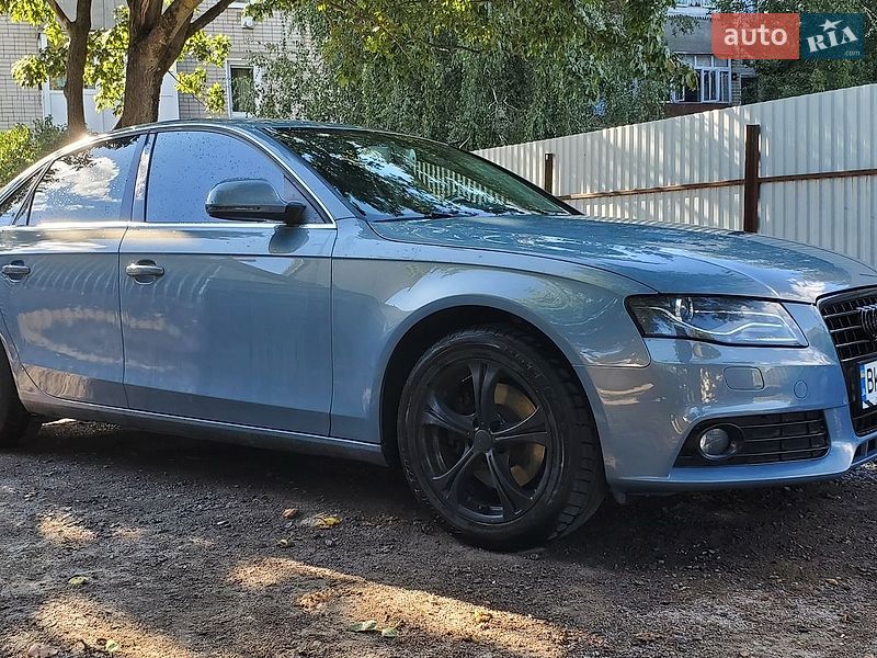 Седан Audi A4 2008 в Сарнах