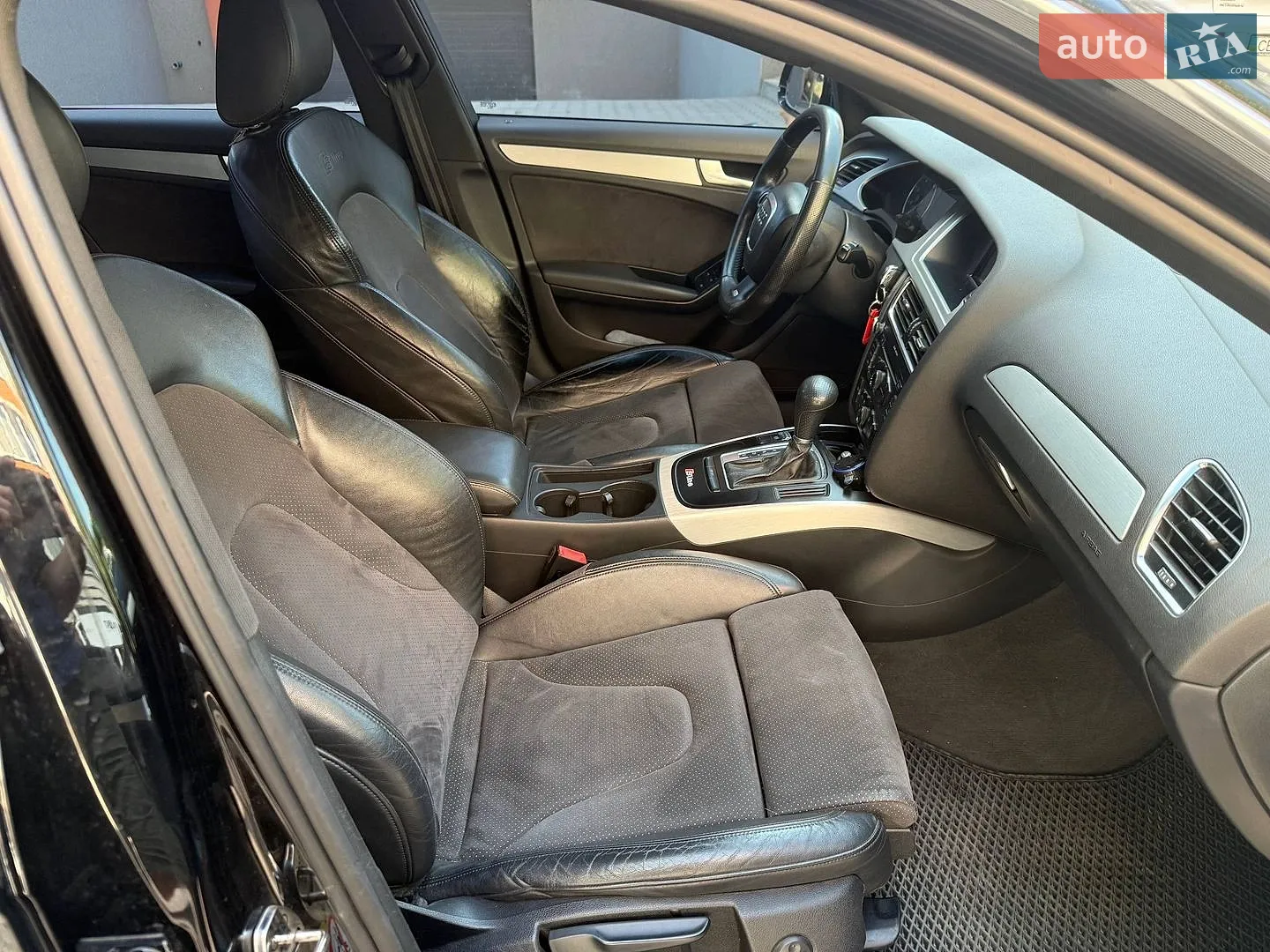 2010 Audi A4 - мініатюра 15