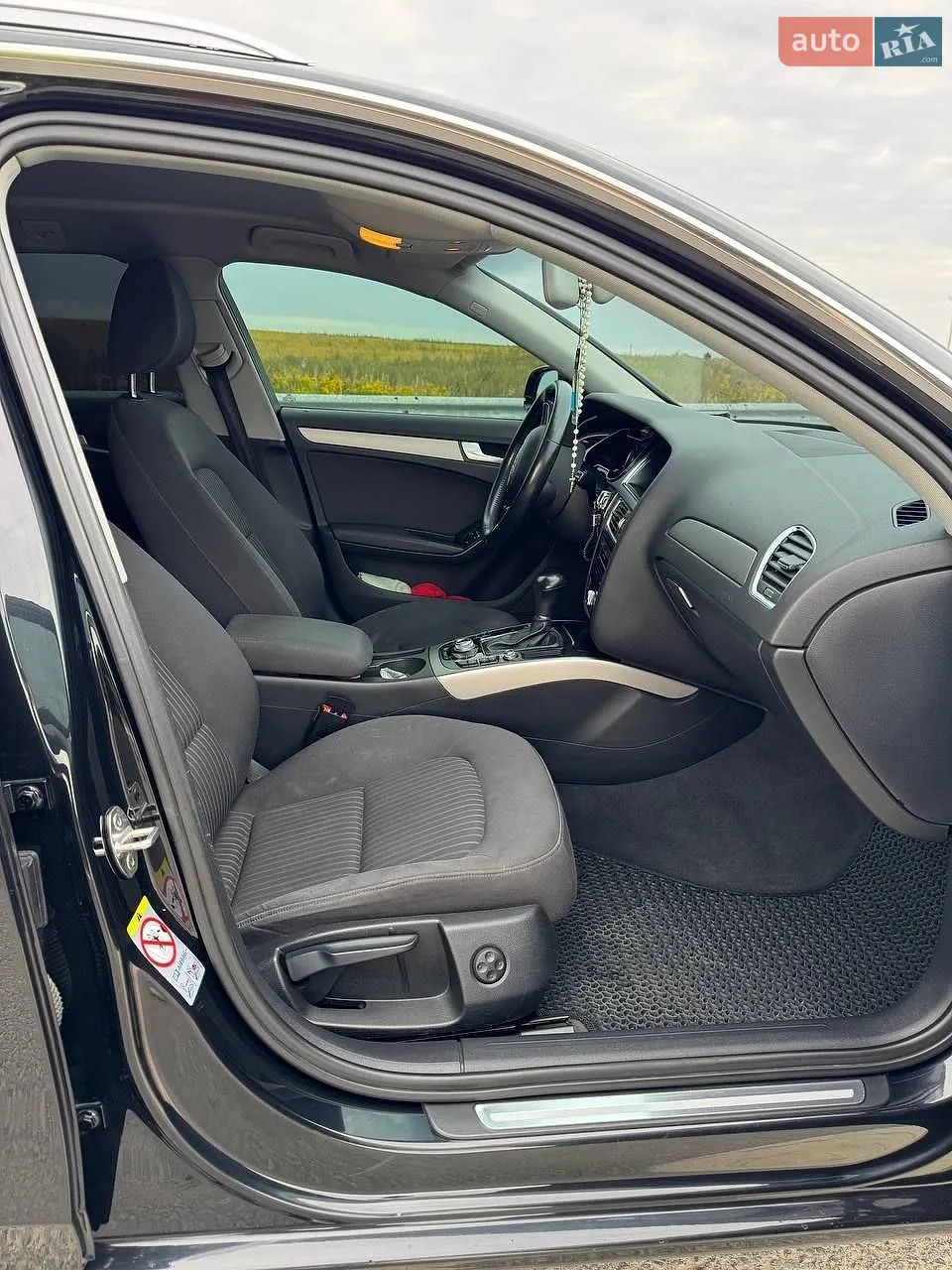 2012 Audi A4 - мініатюра 38
