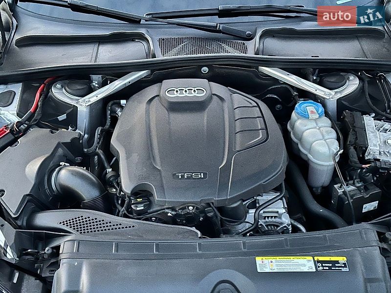 Седан Audi A4 2018 в Киеве