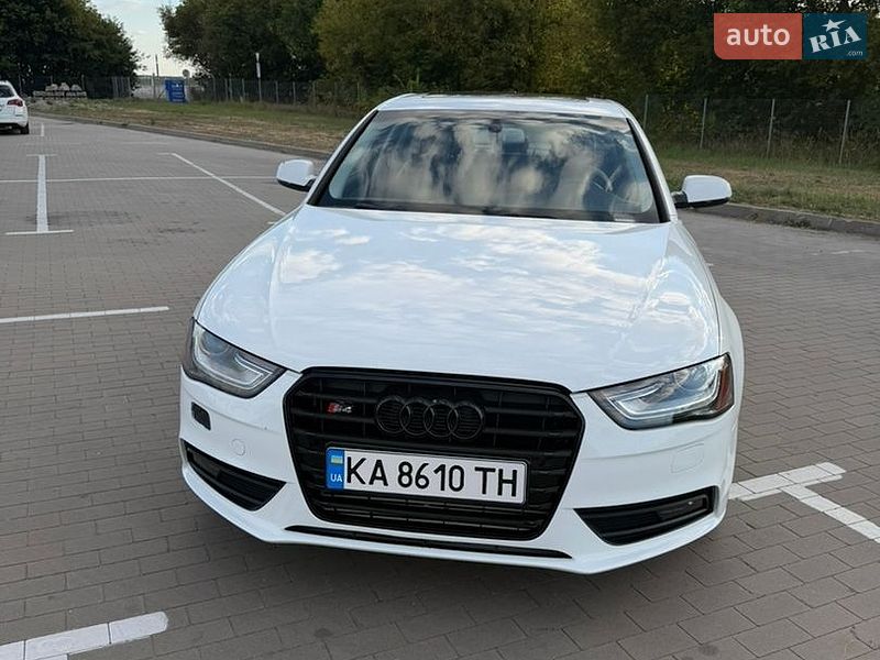 Седан Audi A4 2015 в Борисполі