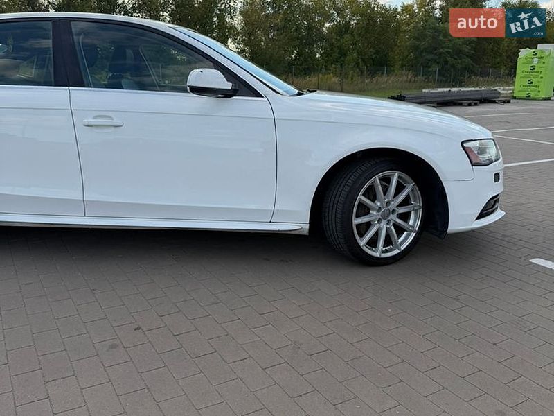 Седан Audi A4 2015 в Борисполі
