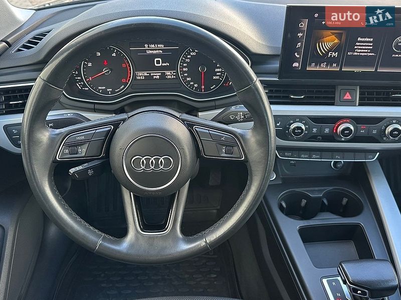 Седан Audi A4 2021 в Києві