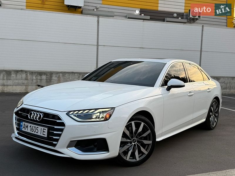 Седан Audi A4 2022 в Києві