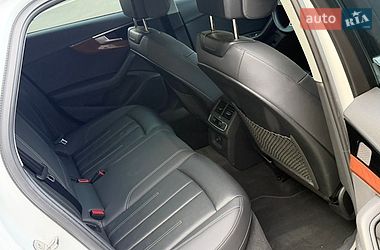 Седан Audi A4 2022 в Києві