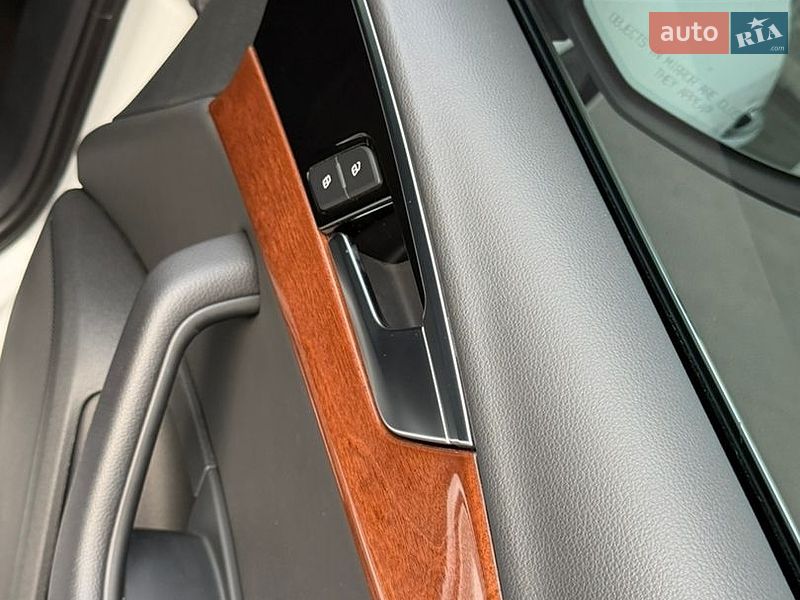 Седан Audi A4 2022 в Києві