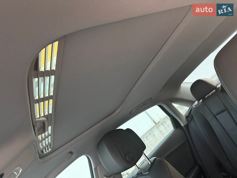 Седан Audi A4 2022 в Києві