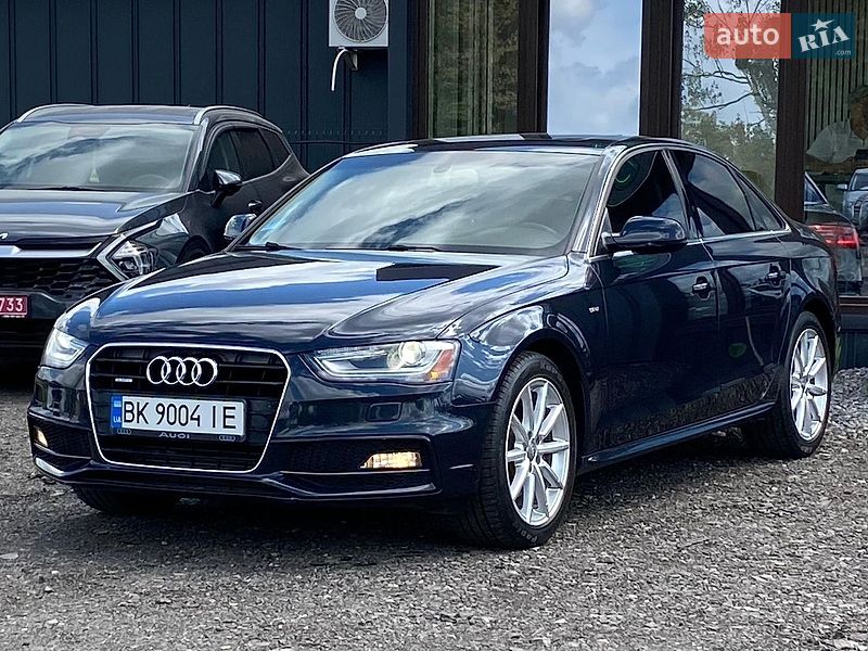 Седан Audi A4 2013 в Ровно