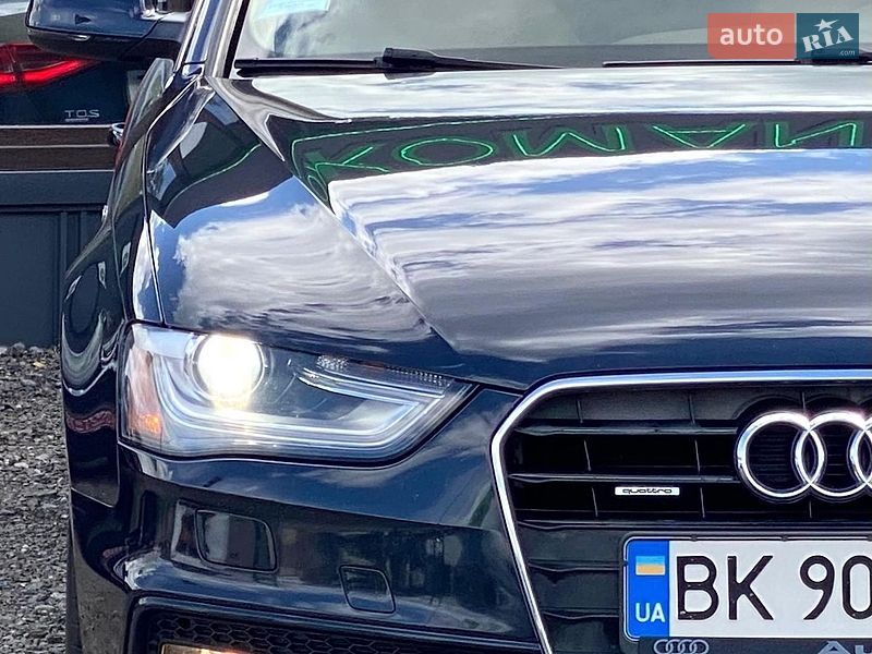 Седан Audi A4 2013 в Ровно
