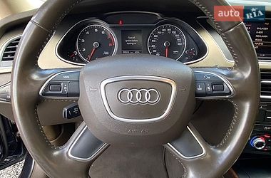 Седан Audi A4 2013 в Ровно