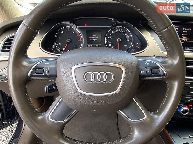Седан Audi A4 2013 в Ровно