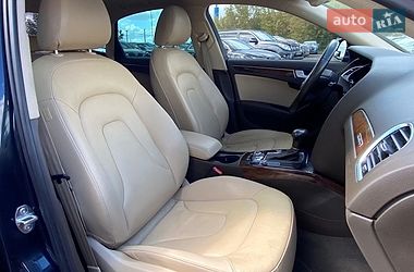 Седан Audi A4 2013 в Ровно