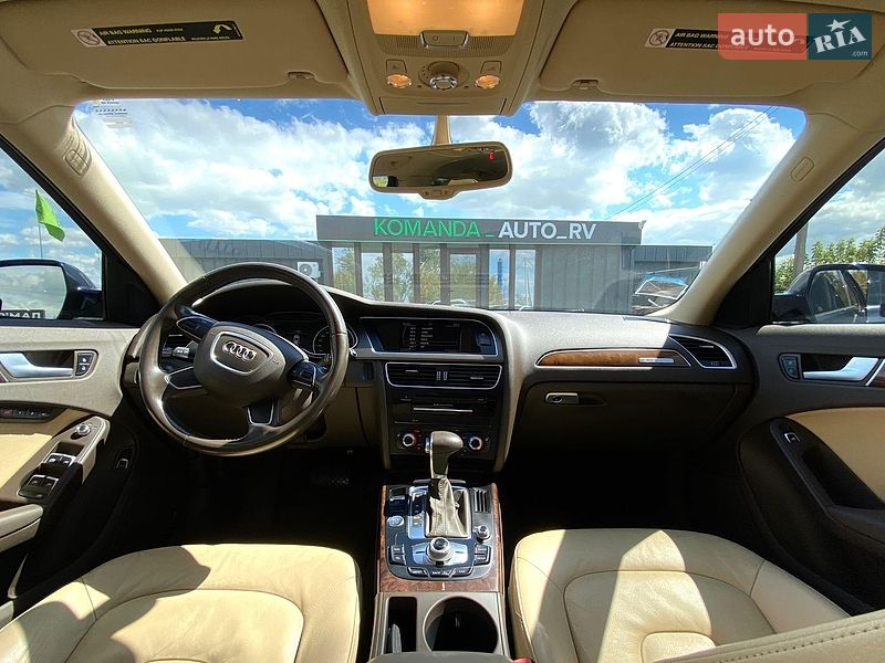Седан Audi A4 2013 в Ровно
