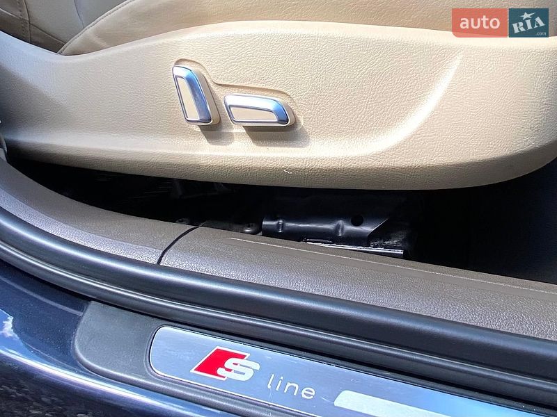 Седан Audi A4 2013 в Ровно