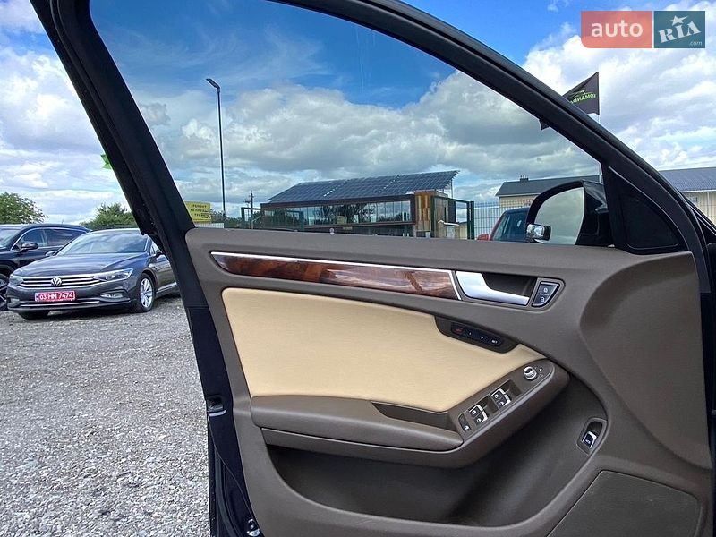 Седан Audi A4 2013 в Ровно