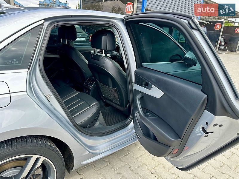 Седан Audi A4 2018 в Кам'янець-Подільському