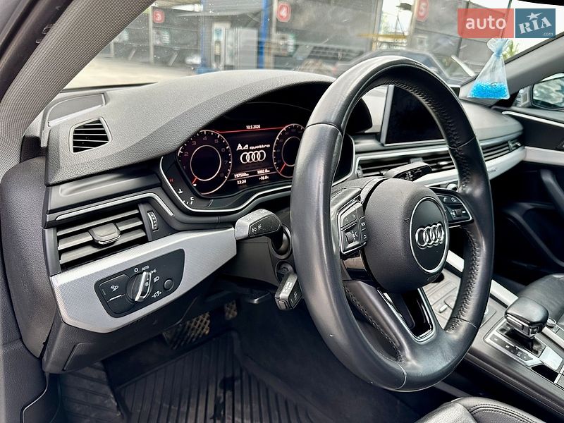 Седан Audi A4 2018 в Кам'янець-Подільському