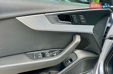 Седан Audi A4 2018 в Кам'янець-Подільському
