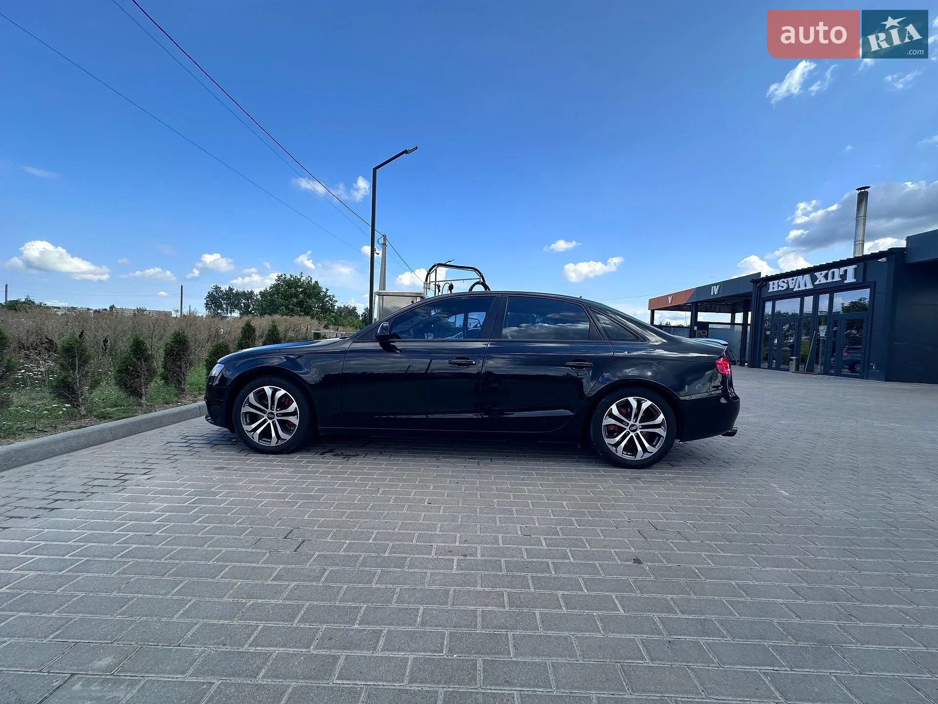 2010 Audi A4 - мініатюра 3