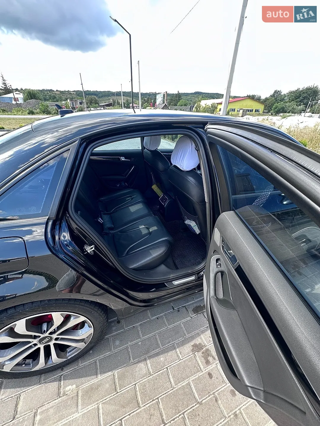 2010 Audi A4 - мініатюра 15
