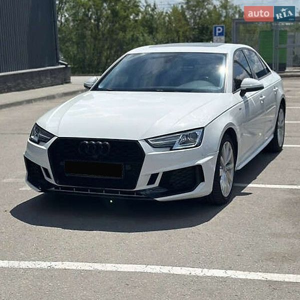 Седан Audi A4 2018 в Киеве